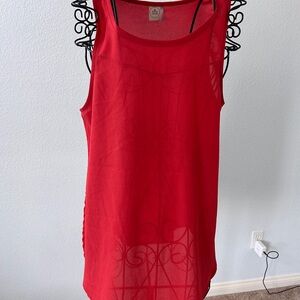 Red Sleeveless Top